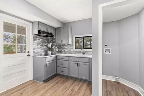 Other - 301 Summit Dr, Destin, FL 32541 photo 8 of 10