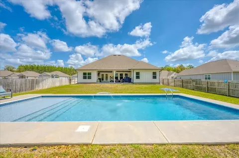 Exterior - 2455 Dakota Way, Crestview, FL 32536 photo 19 of 22