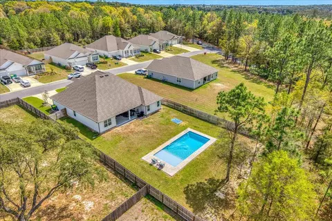 View/Area - 2455 Dakota Way, Crestview, FL 32536 photo 4 of 5