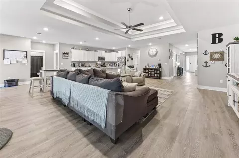 Entry Way - 2455 Dakota Way, Crestview, FL 32536 photo 12 of 14