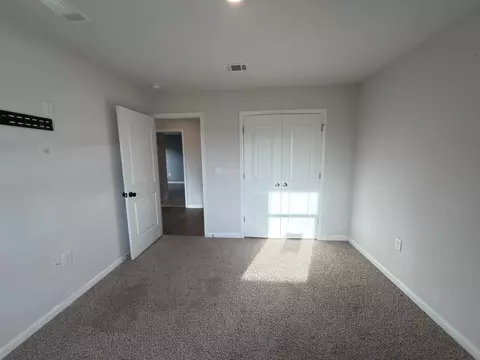 Bedroom - 3545 Sugar Maple Ln, Crestview, FL 32539 photo 4 of 10