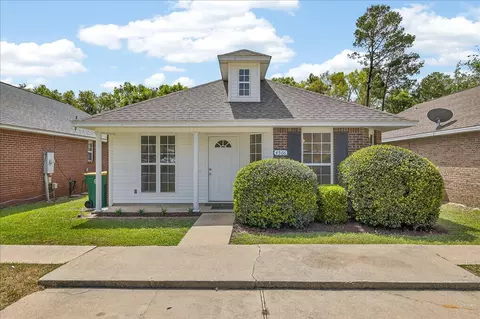 4566 Barrington Ln, Niceville, FL 32578