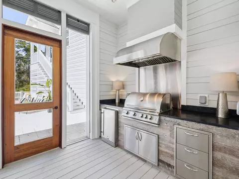 Kitchen - 85 Trailhead Dr, Watersound, FL 32461 photo 2 of 5