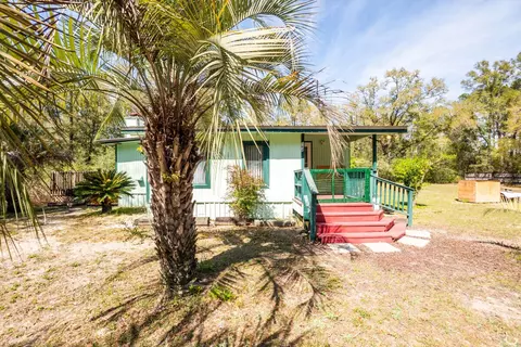 164 Waits St, Ponce De Leon, FL 32455