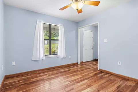 Living - 206 Feldon Dr, Crestview, FL 32536 photo 5 of 5