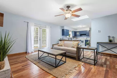 206 Feldon Dr, Crestview, FL 32536