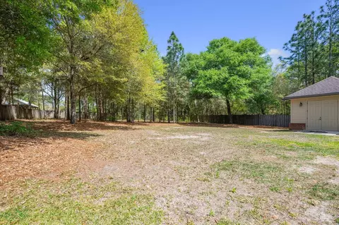 Exterior - 1543 Mill Creek Dr, Baker, FL 32531 photo 8 of 10