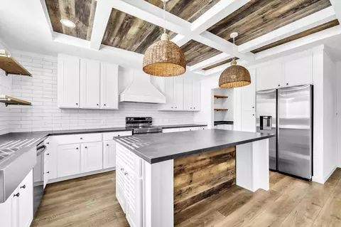 139 E Georgie St, Santa Rosa Beach, FL 32459