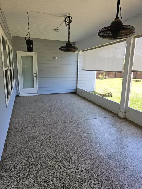 Exterior - 58 Hammock Breeze Dr, Freeport, FL 32439 photo 10 of 11