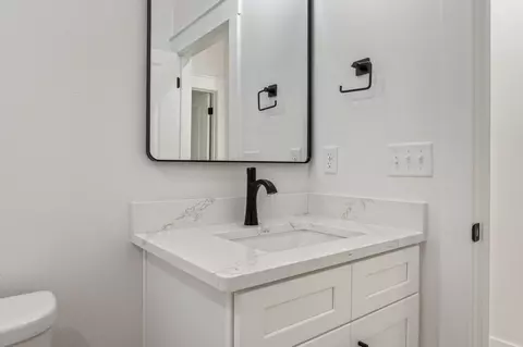 Bath - 305 Shoal River Dr, Crestview, FL 32539 photo 7 of 7