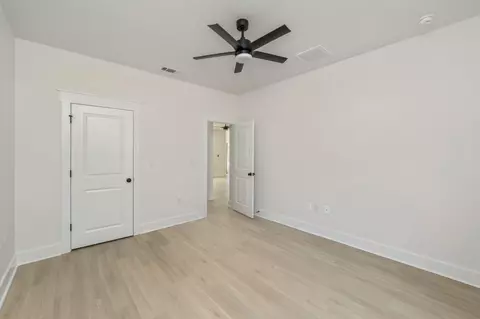 Bedroom - 305 Shoal River Dr, Crestview, FL 32539 photo 5 of 9