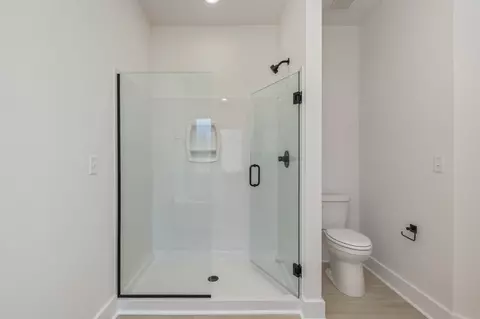 Bath - 305 Shoal River Dr, Crestview, FL 32539 photo 5 of 7