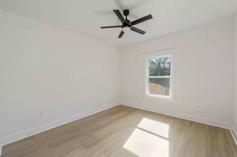 Bedroom - 305 Shoal River Dr, Crestview, FL 32539 photo 6 of 9