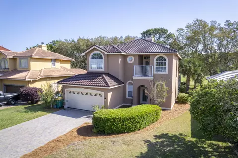 674 Emerald Bay Dr, Destin, FL 32541