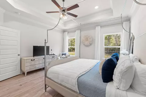 Bedroom - 44 Secluded Cir, Freeport, FL 32439 photo 6 of 7