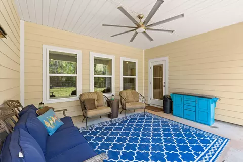 Exterior - 44 Secluded Cir, Freeport, FL 32439 photo 6 of 11