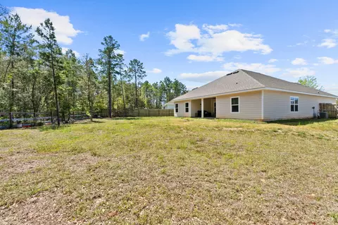 Exterior - 44 Secluded Cir, Freeport, FL 32439 photo 9 of 11