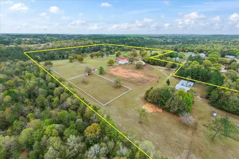 View/Area - 3308 Broadview Cir, Crestview, FL 32539 photo 12 of 13