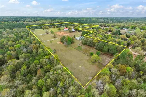 View/Area - 3308 Broadview Cir, Crestview, FL 32539 photo 11 of 13