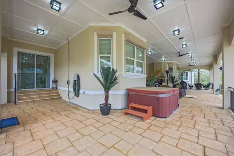 Exterior - 3308 Broadview Cir, Crestview, FL 32539 photo 8 of 16