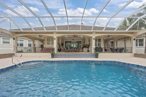 Exterior - 3308 Broadview Cir, Crestview, FL 32539 photo 15 of 16