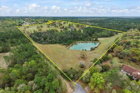 View/Area - 3308 Broadview Cir, Crestview, FL 32539 photo 7 of 13
