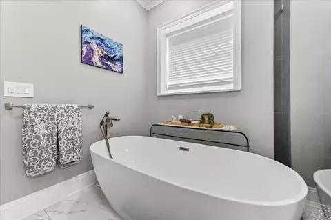 Bath - 3308 Broadview Cir, Crestview, FL 32539 photo 9 of 15