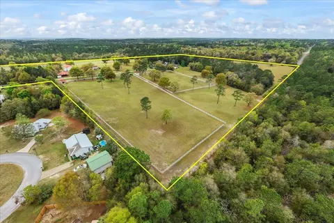 View/Area - 3308 Broadview Cir, Crestview, FL 32539 photo 9 of 13