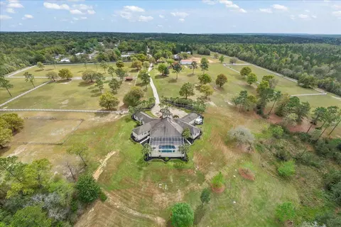 View/Area - 3308 Broadview Cir, Crestview, FL 32539 photo 5 of 13