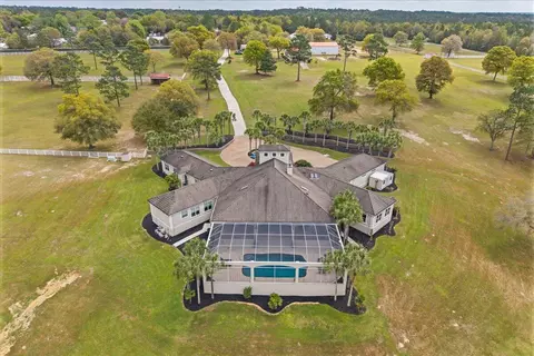 View/Area - 3308 Broadview Cir, Crestview, FL 32539 photo 4 of 13