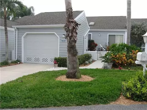 508 Sanderling Cir, Bradenton, FL 34209 photo 1