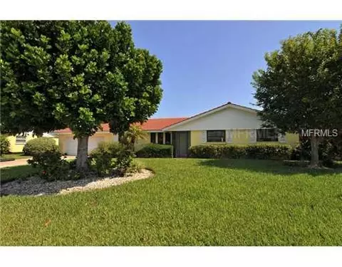 629 Dundee Ln, Holmes Beach, FL 34217 photo 1