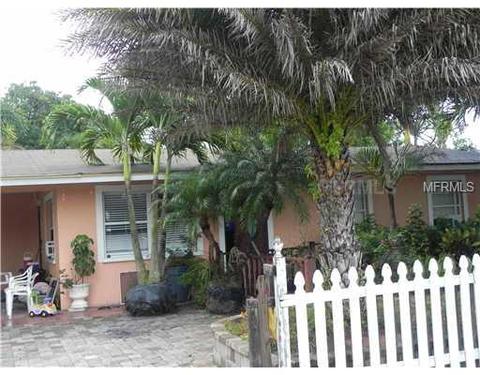 3204 25th St E, Bradenton, FL 34208 photo 1