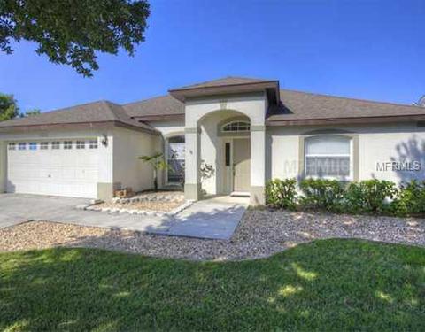 5818 31st Ct E, Bradenton, FL 34203 photo 1