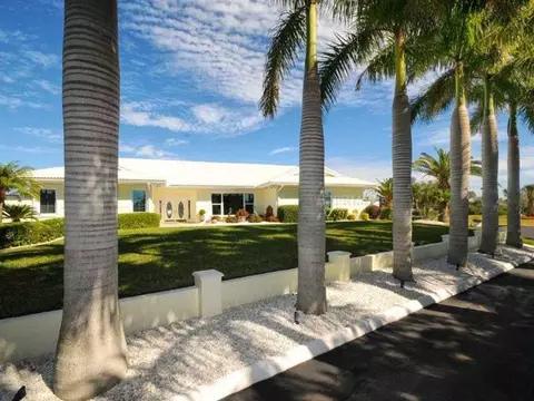392 Cezanne Dr, Osprey, FL 34229 photo 1