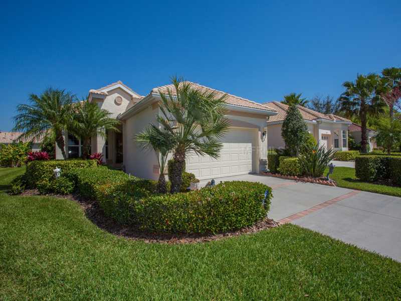 6545 Tailfeather Way, Bradenton, FL 34203 photo 1