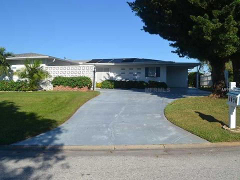 1656 Juniper Dr, Venice, FL 34293 photo 1