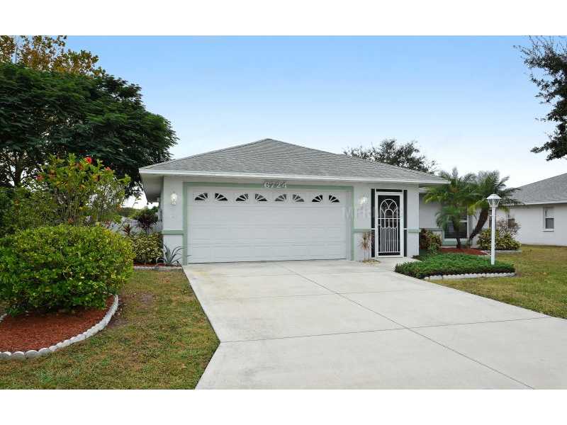6724 66th Ave E, Bradenton, FL 34203 photo 1