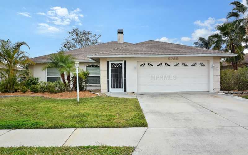 6736 65th Ter E, Bradenton, FL 34203 photo 1
