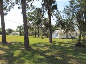 5712 63rd St E, Bradenton, FL 34203 photo 1
