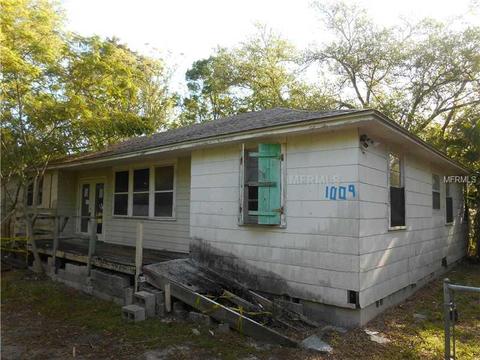 1009 37th Ave E, Bradenton, FL 34208 photo 1