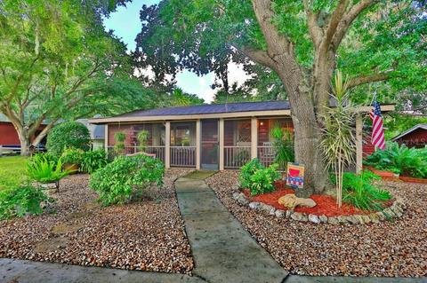 1620 27th St E, Bradenton, FL 34208 photo 1