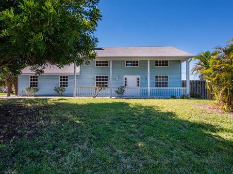 1072 Mohawk Rd, Venice, FL 34293 photo 1