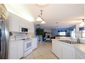 2831 57th Dr E, Bradenton, FL 34203 photo 1