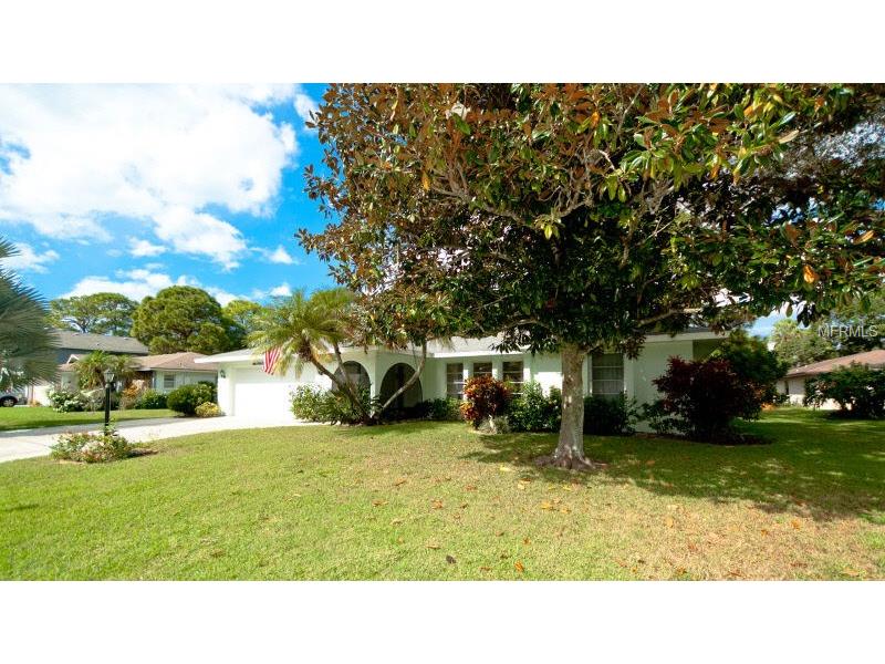 2292 Pine View Cir, Sarasota, FL 34231 photo 1