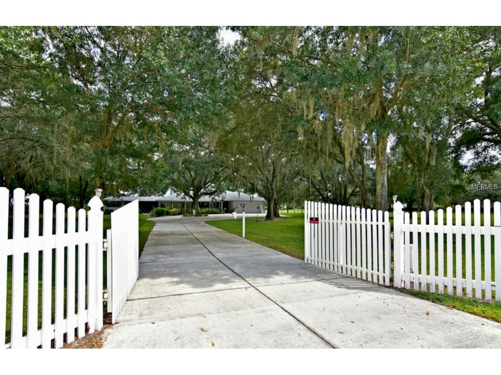 4919 Lorraine Rd, Bradenton, FL 34211 photo 1