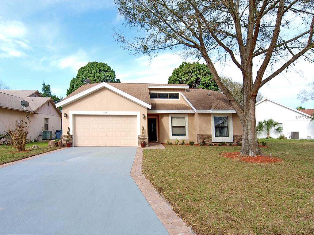 616 49th St E, Bradenton, FL 34208 photo 1