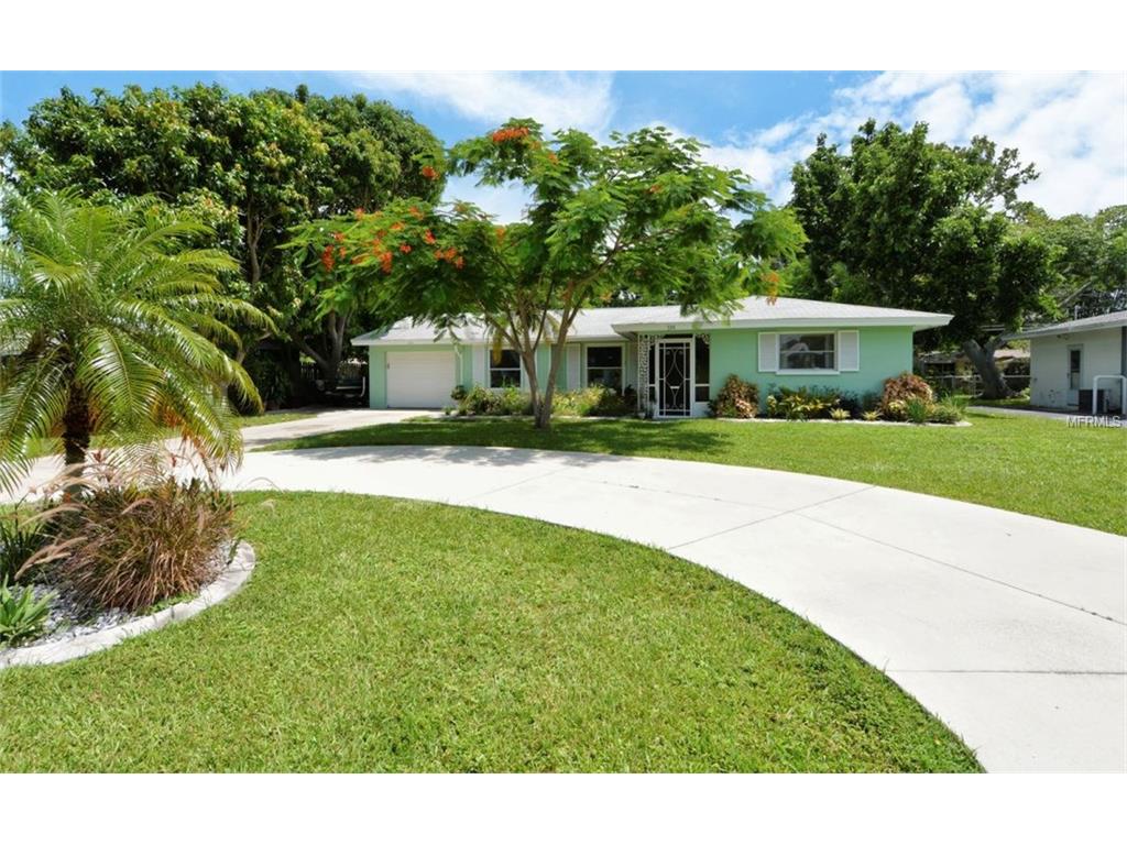337 Pine Tree Rd, Venice, FL 34293 photo 1