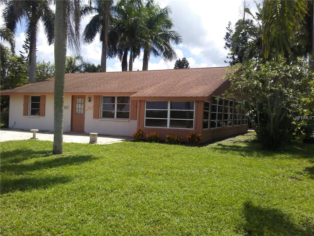 1804 Riverside Dr E, Bradenton, FL 34208 photo 1