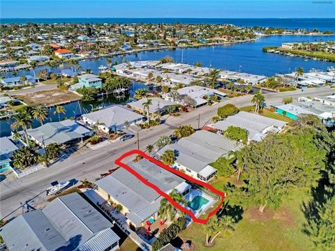 409 63rd St, Holmes Beach, FL 34217 photo 1